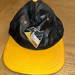 Vintage Pittsburgh Penguins Leather Hat Black & Gold Adjustable 1994